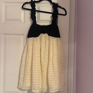 Black and cream mini dress, ruffled / runched skirt